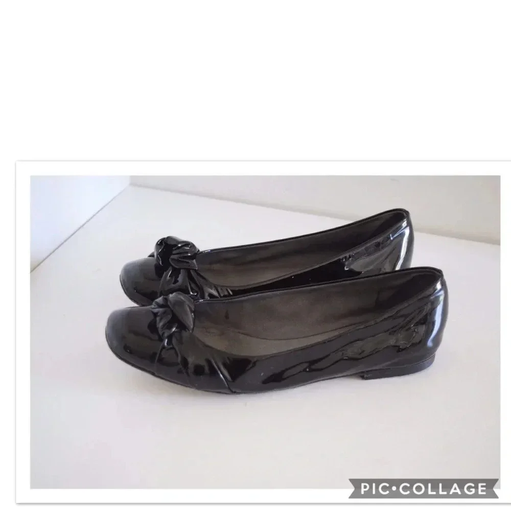 Stuart Weitzman flats